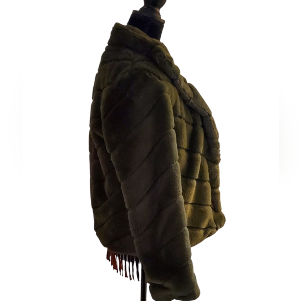 Ci Sono Faux Fur Bomber Jacket - Picture 5 of 6